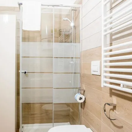 Vera Project 아파트 *